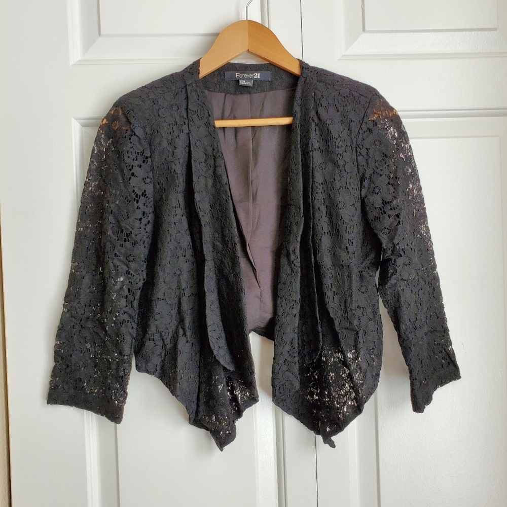 Forever 21 lace crop cardigan/blazer